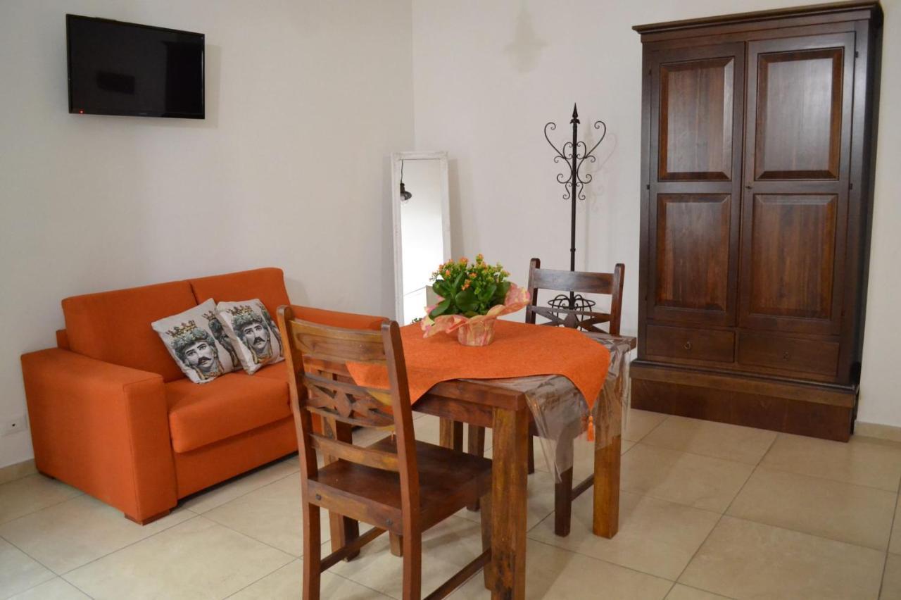 Apartamento Il Moro E La Siciliana Trapani Exterior foto