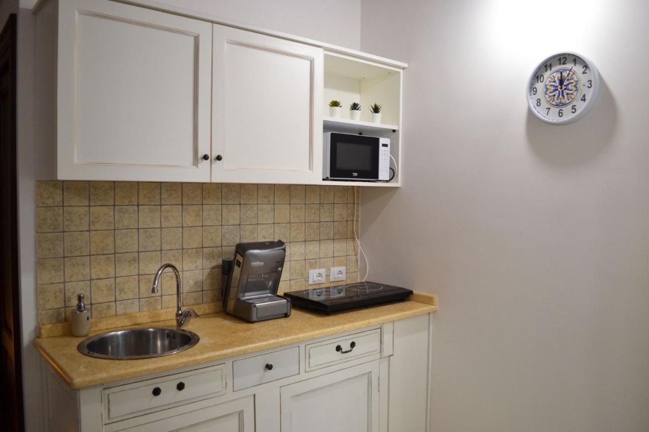Apartamento Il Moro E La Siciliana Trapani Exterior foto